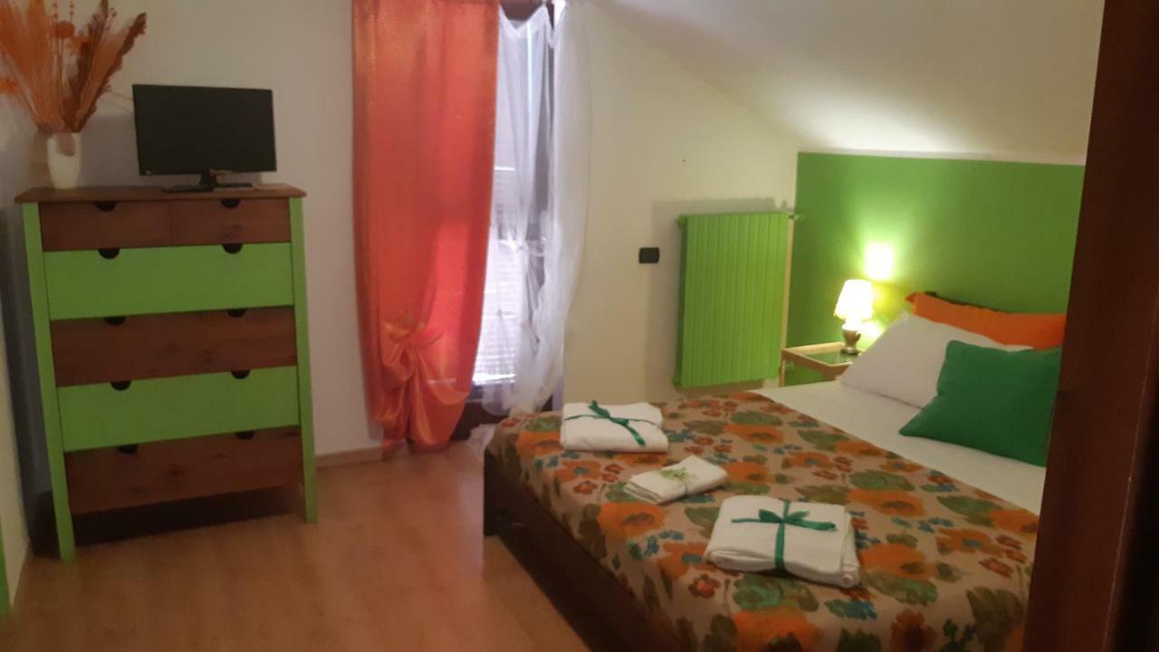 La Castellana Apartment Salerno Luaran gambar