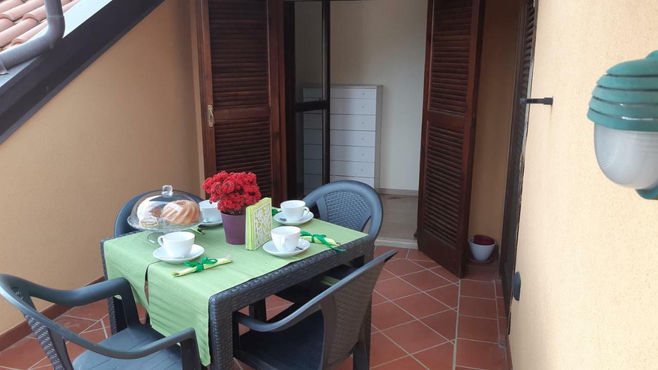 La Castellana Apartment Salerno Luaran gambar